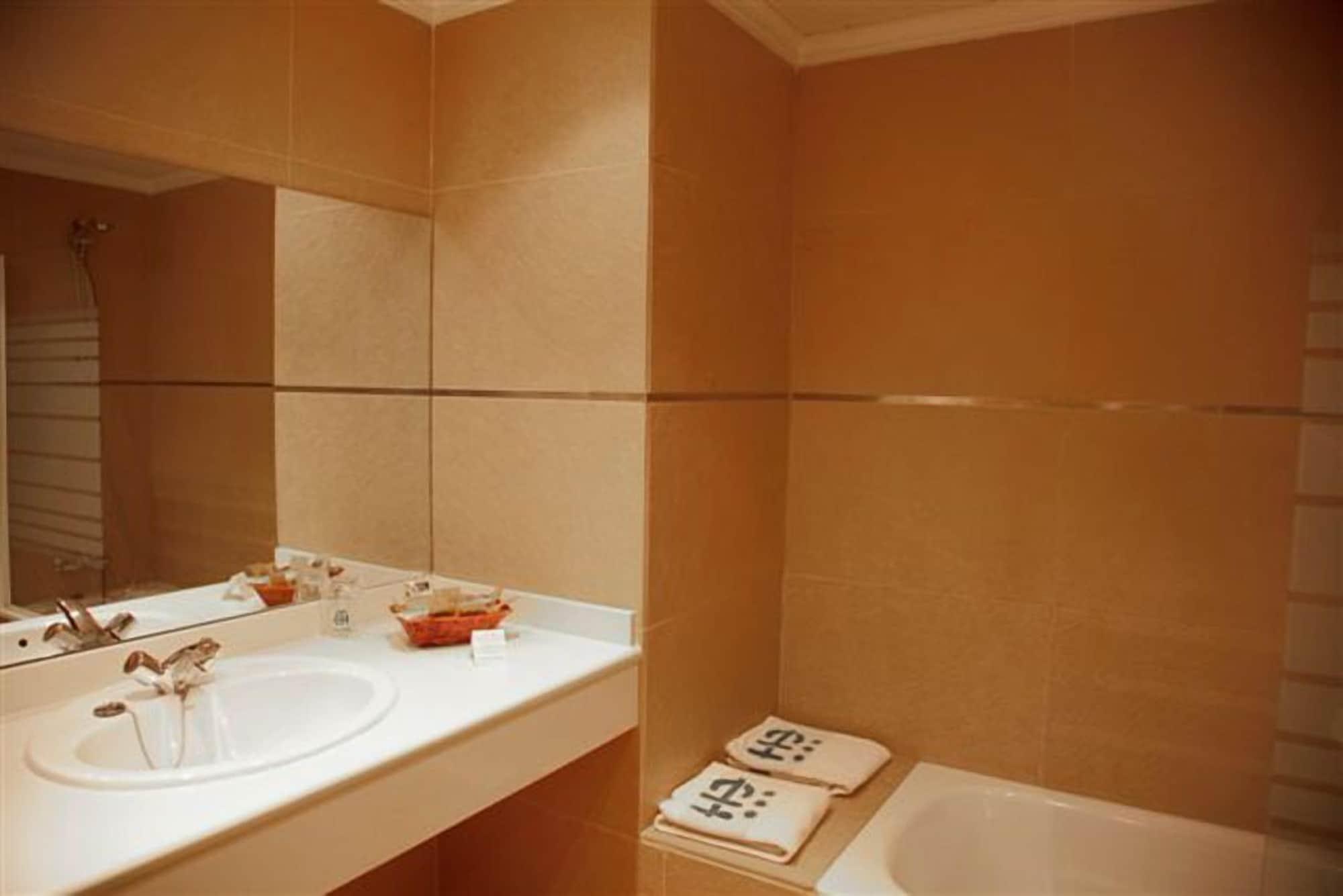 אל אחידו Ejido Hotel מראה חיצוני תמונה